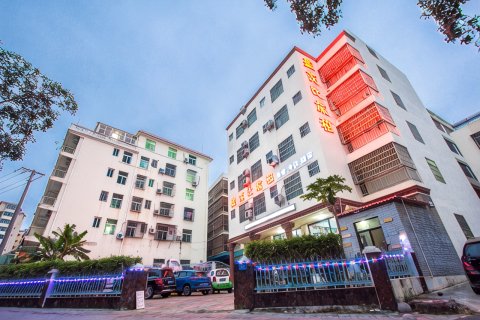 三亚盖茨比客栈(大东海城郊法院店)