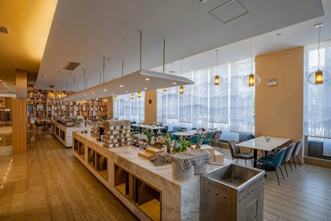 南京玄武湖玄武门亚朵酒店