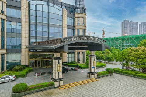 南昌格兰云天国际酒店(红谷滩八一大桥店)