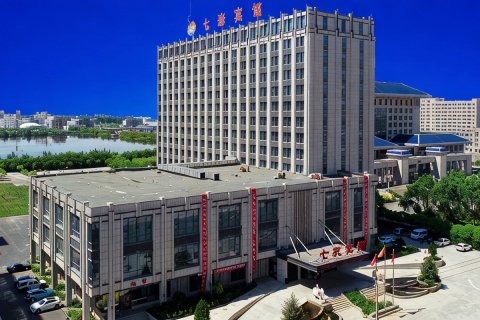 七彩宾馆