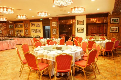 大新明仕艺术酒店
