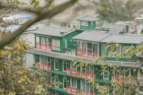 阳朔忆墅民宿(西街漓江店)