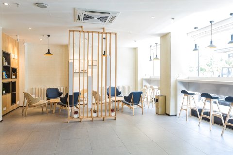 汉庭酒店(西安大雁塔陕西历史博物馆店)