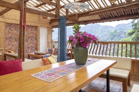 陌上花开·VG天空之境全景美宿(西江千户苗寨观景台店)