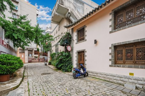 登华客栈(昆明南屏步行街翠湖公园店)