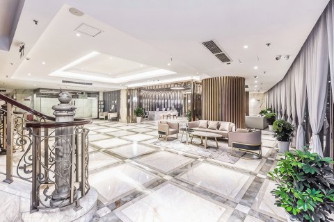 白玉兰酒店(重庆解放碑步行街洪崖洞店)