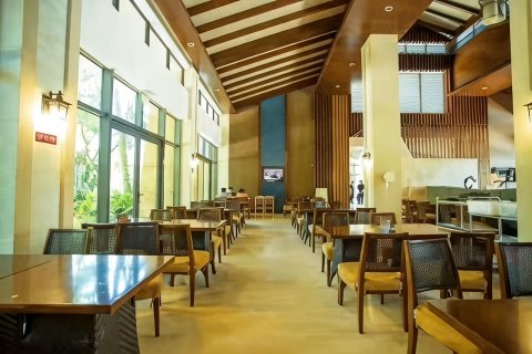 万宁神州半岛旅达屋度假公寓君临海店