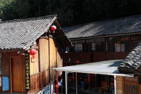 腾冲荭森黄瓜箐温泉客栈