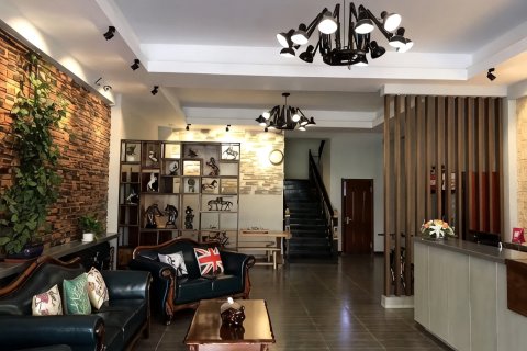 满洲里银贸假日宾馆(中苏金街北湖公园店)