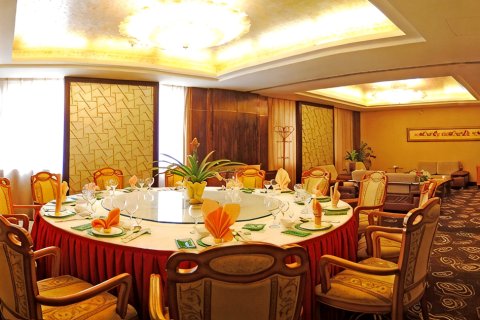 武汉五月花大酒店(黄鹤楼中南路地铁站店)