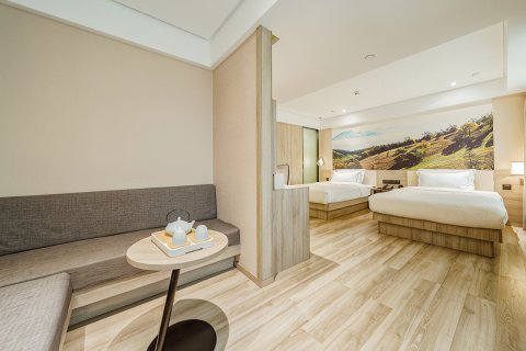 亚朵酒店(哈尔滨站省博物馆店)