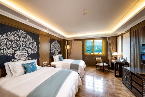 西双版纳景洪湄公河景兰大酒店(告庄星光夜市店)