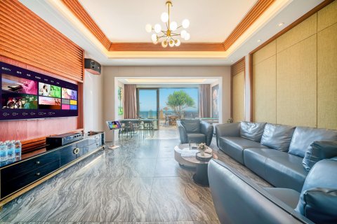 双月湾宝安虹海湾酒店(惠东旗舰店)