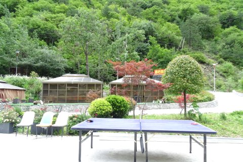 晓月晴岚花园私汤酒店（毕棚沟景区理小路店）