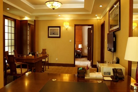 克什克腾旗热水商务会议中心酒店(神树街分店)