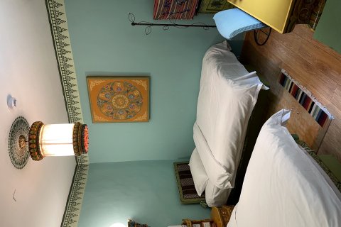 拉萨八宝宾馆(八廓街大昭寺店)