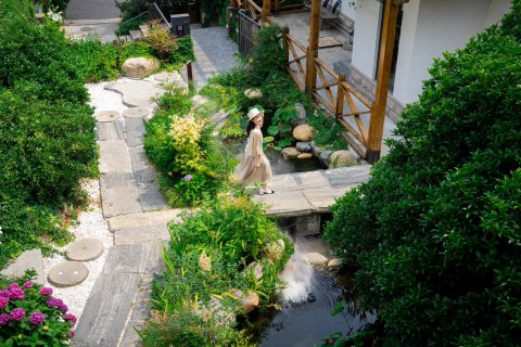 瑜上山间汤池养生度假民宿(崂山风景区流清河沙滩店)