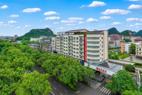艾美酒店
