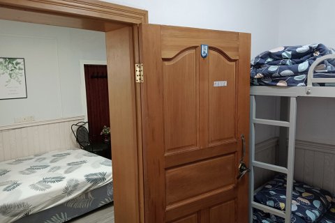 登华客栈(昆明南屏步行街翠湖公园店)