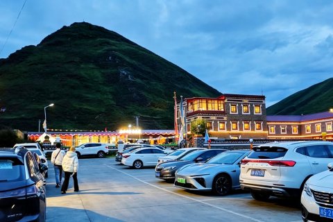 鱼子西星空民宿