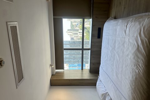 趣屋travel电竞酒店(观音桥龙湖新壹街店)