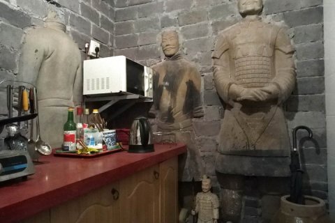 兵马俑自助公寓(西安钟鼓楼回民街店)