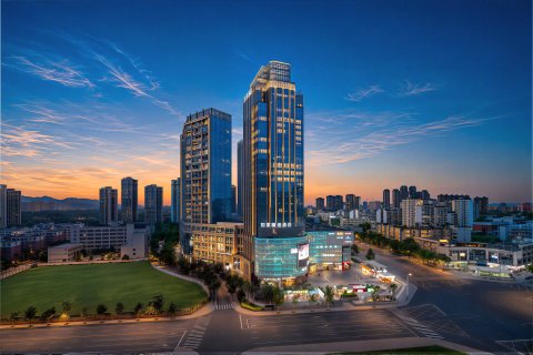 如家精选酒店(成都熊猫基地龙潭寺地铁站店)