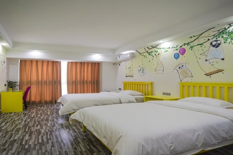 张家界喵先生主题客栈(张家界天门山国家森林公园店)