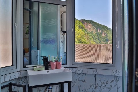 溪上山居客栈(平王线分店)