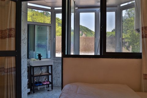 溪上山居客栈(平王线分店)