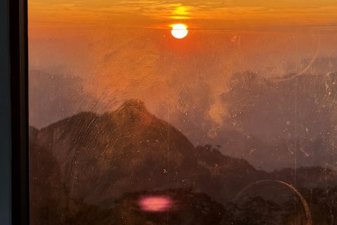 黄山白鹅山庄