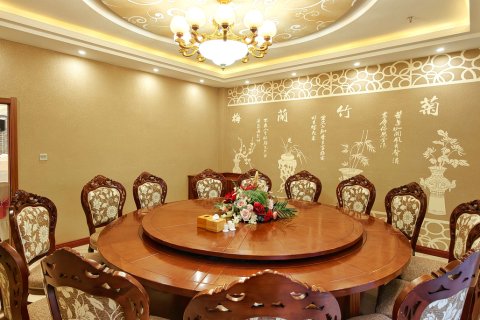 长白山丽祥假日酒店(长白山西景区旅游服务集散中心店)
