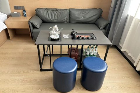 如家睿柏·云酒店(龙城万达白求恩医院西门店)
