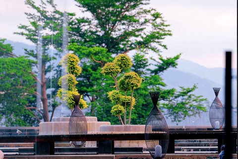 三亚湾希尔顿逸林酒店